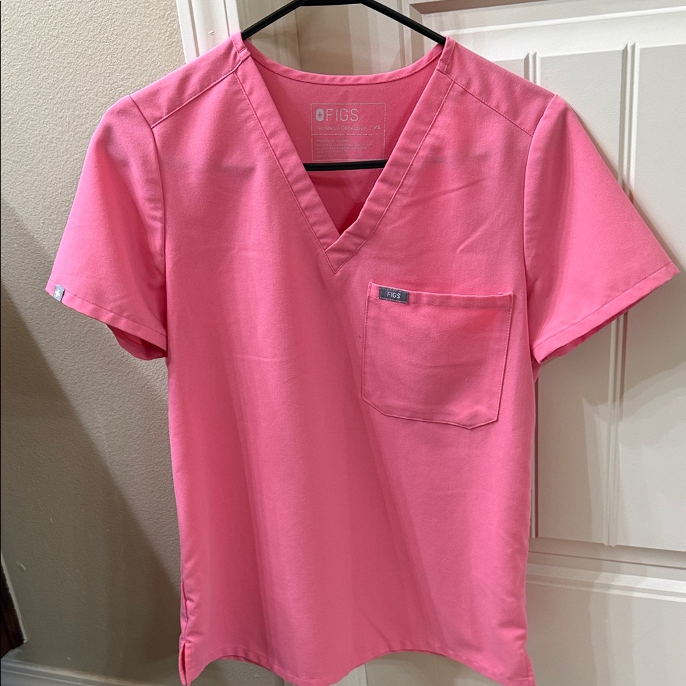 Figs Pink Scrub Top
